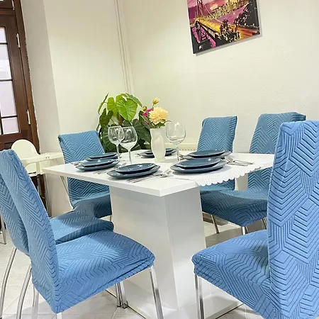 Downtown Andrassy Apartment *