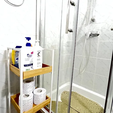 Downtown Andrassy Apartment