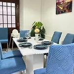 Downtown Andrassy Apartman *